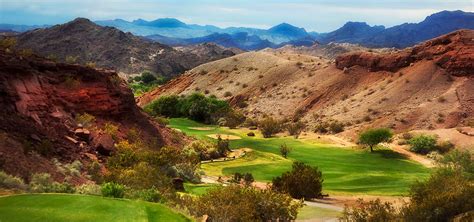 Emerald canyon golf course - For those of you that golfed at Emerald Canyon a long time ago, there use to be a lake on the left-hand side of Hole #18. It fell into disrepair and...
